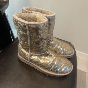 UGG cosmo champagne sequin classic boots US 8
